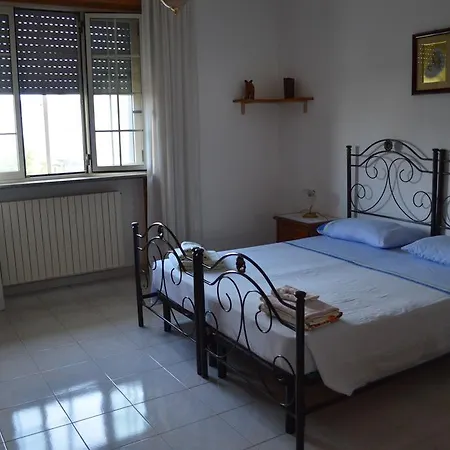 Le Rose Bed & Breakfast