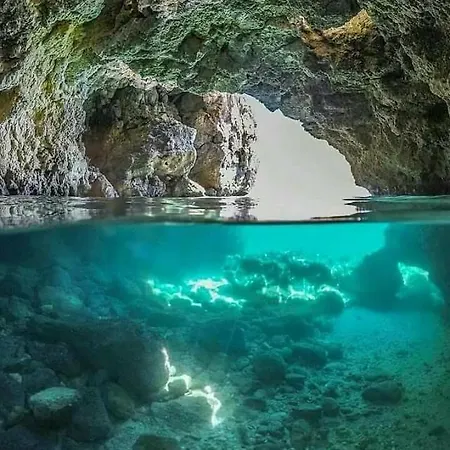 לינה וארוחת בוקר Le Rose